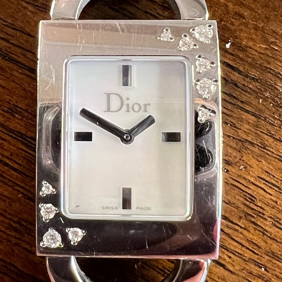 EUC Christian Dior Ladies Watch with Bracelet & new extra strap like new - Picture 2 of 13